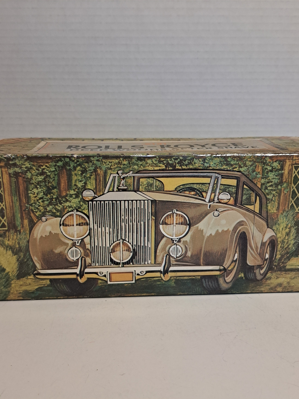 Vintage Avon" Rolls- Royce" Silver Ghost Deep Woods Aftershave Decanter NIB 1972